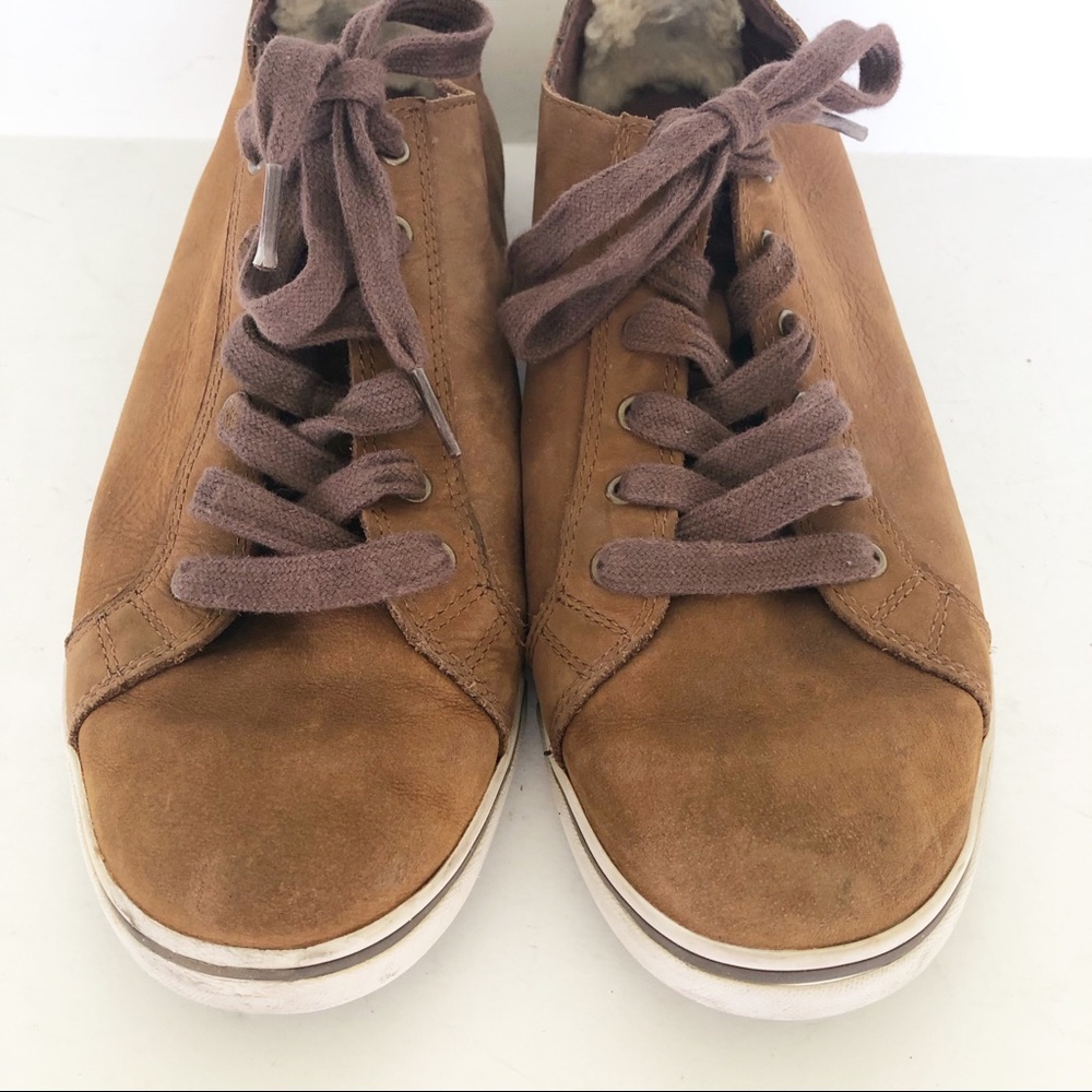UGG Vanowen Nubuck Leather Lace Up Brown Shoes Sneakers - Picture 3 of 13